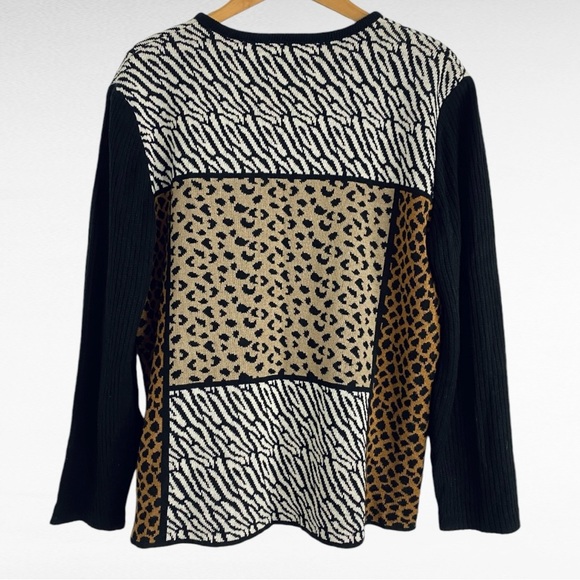 VINTAGE | Eric Steven | Animal Print Long Ribbed Sleeve Cardigan Sweater Jacket - Picture 3 of 7
